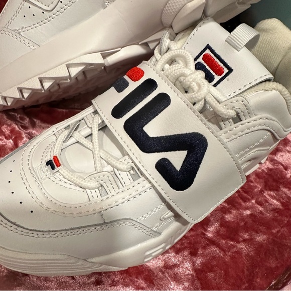 NWOB Fila Women's Disruptor Zero Sneakers - Picture 5 of 8